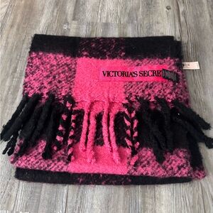 Victoria's Secret Scarf NWT